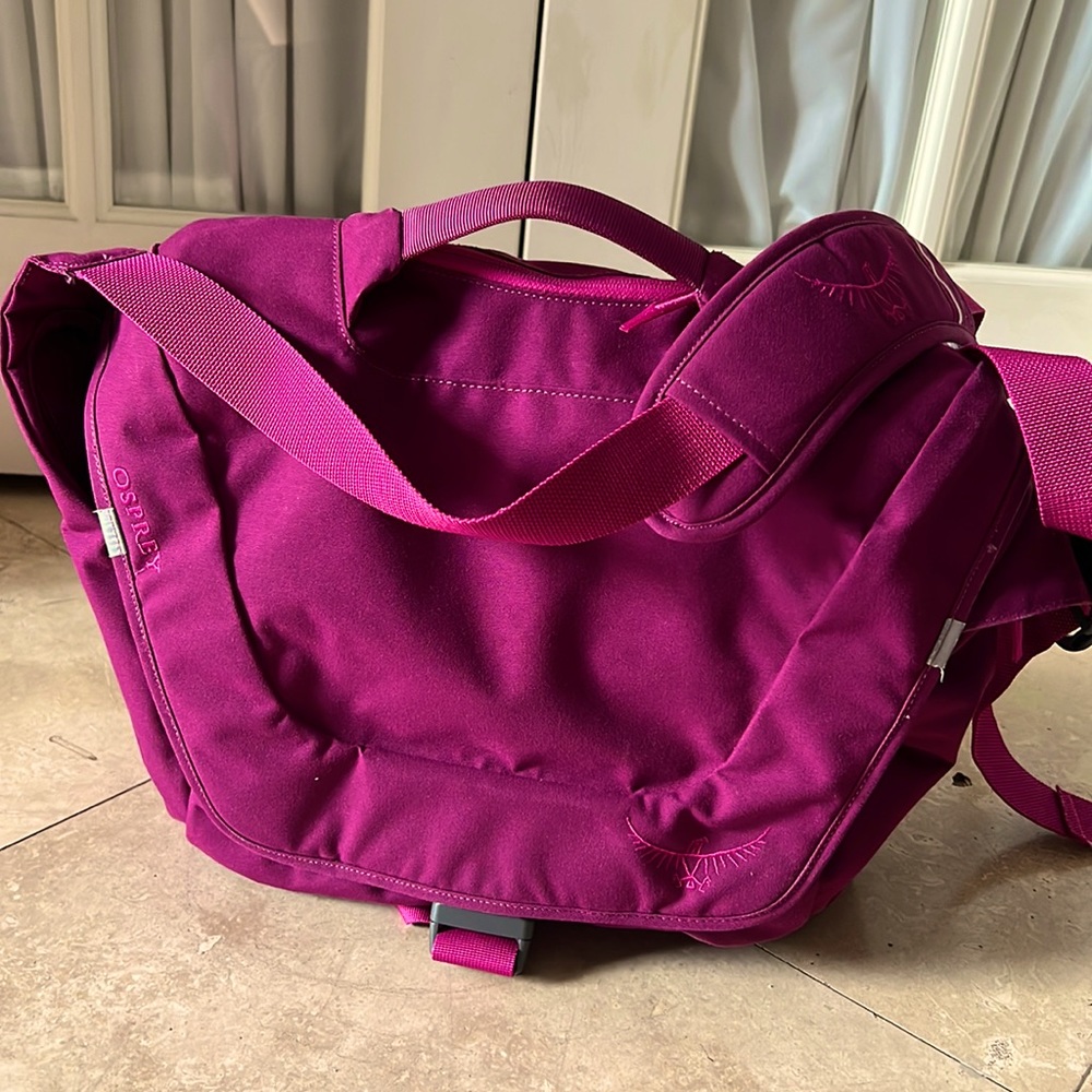 Osprey FlapJill Messenger Bag